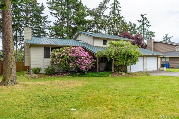 459 NW Columbia  Oak Harbor WA 98277 photo