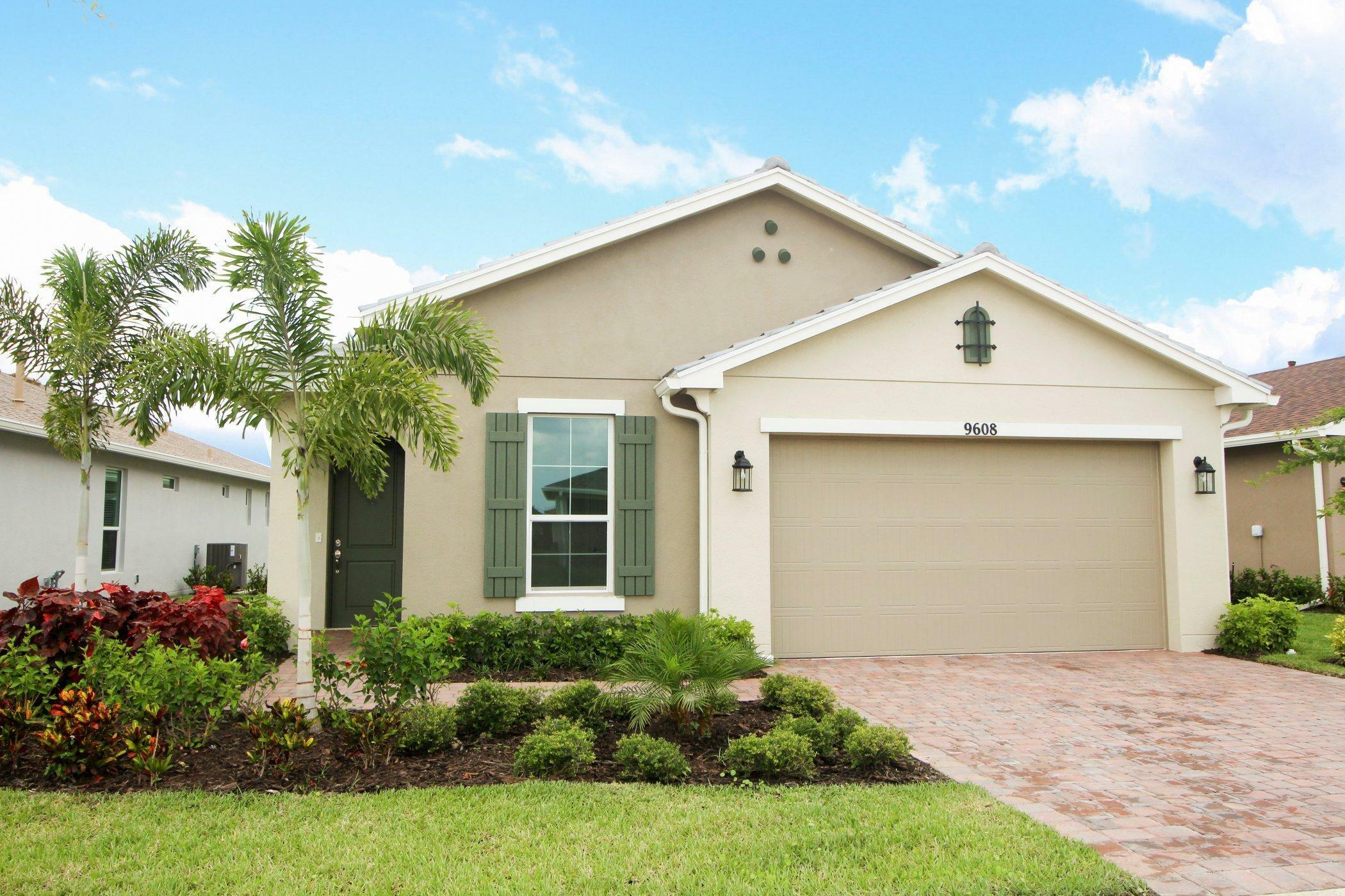 Property Photo:  9608 SW Forestwood Avenue  FL 34987 