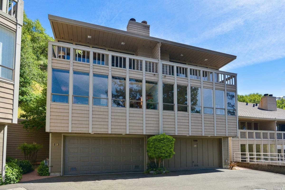 Property Photo:  136 Professional Center Parkway  CA 94903 