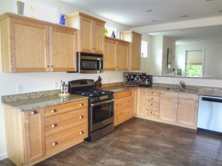 Property Photo:  76 Waterlefe Way  VT 05446 