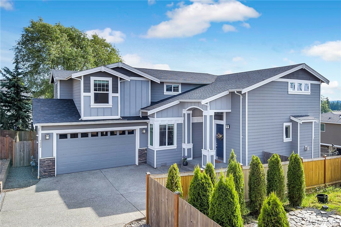 Property Photo:  4022 222nd Place SE  WA 98021 