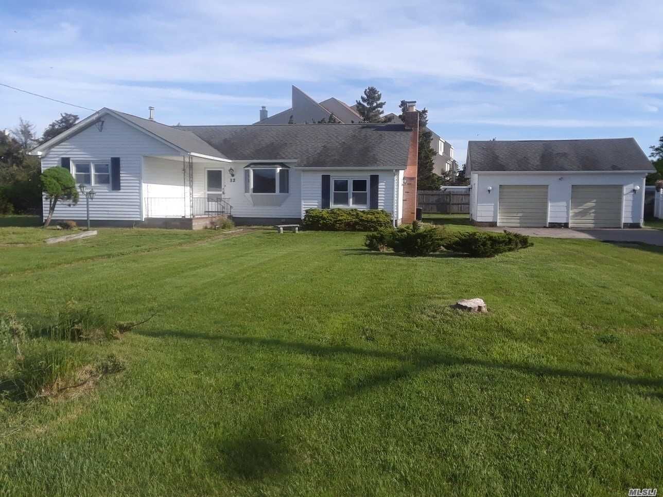 Property Photo:  12 Bayfair Drive  NY 11967 