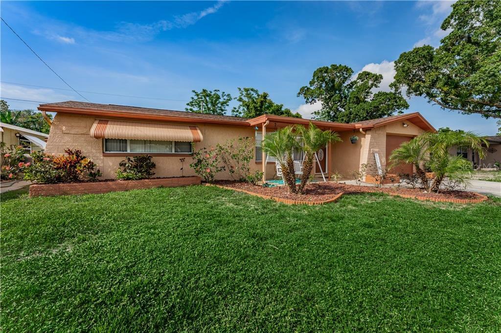 Property Photo: 4128 Westwood Drive FL 34691
