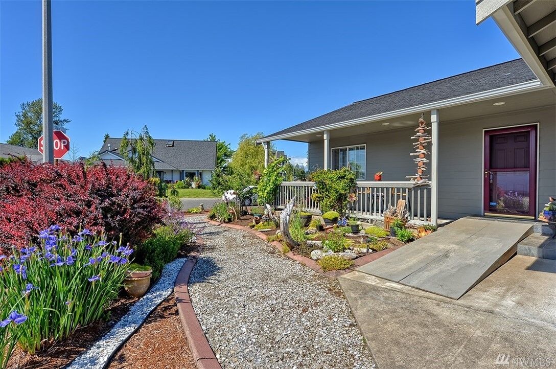 Property Photo:  4448  Carstan Loop  WA 98230 