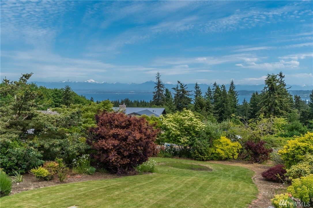 Property Photo: 4521 Hilltop Drive WA 98236