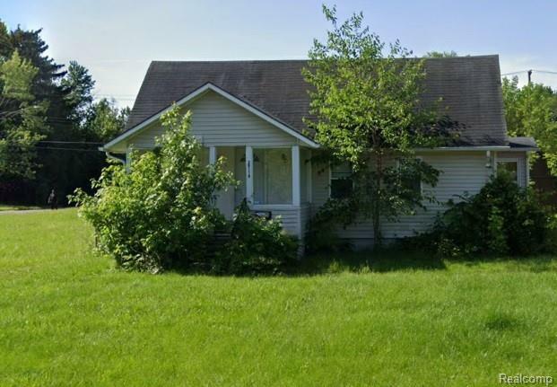 Property Photo:  29119 Parkwood  MI 48141 