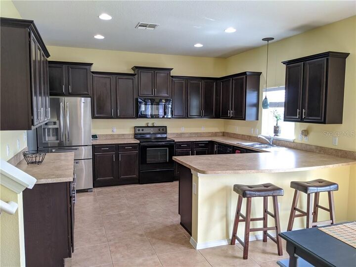 Property Photo:  3073 Santa Maria Avenue  FL 34715 