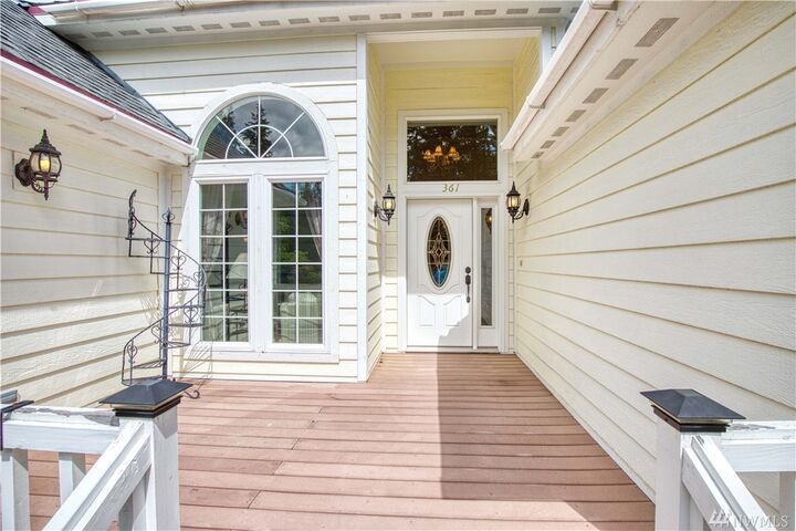 Property Photo:  361  Pebble Beach Dr  WA 98922 