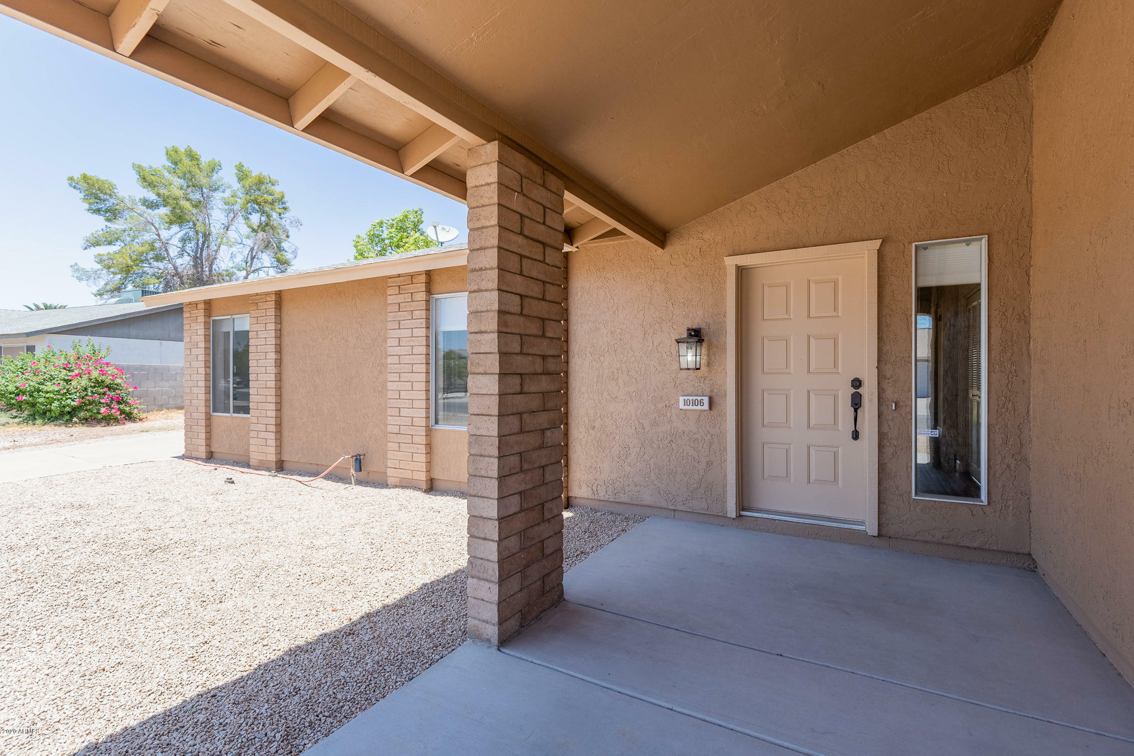 Property Photo:  10106 W Highland Avenue  AZ 85037 