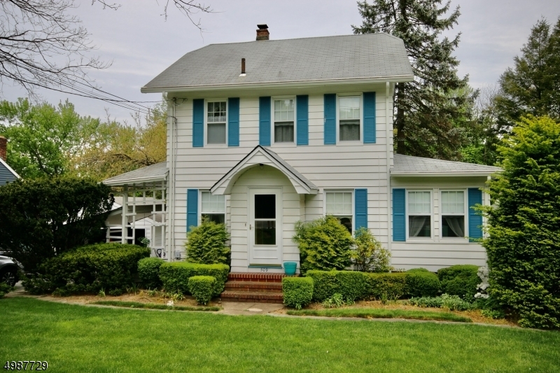 Property Photo:  511 Goffle Hill Rd  NJ 07506 