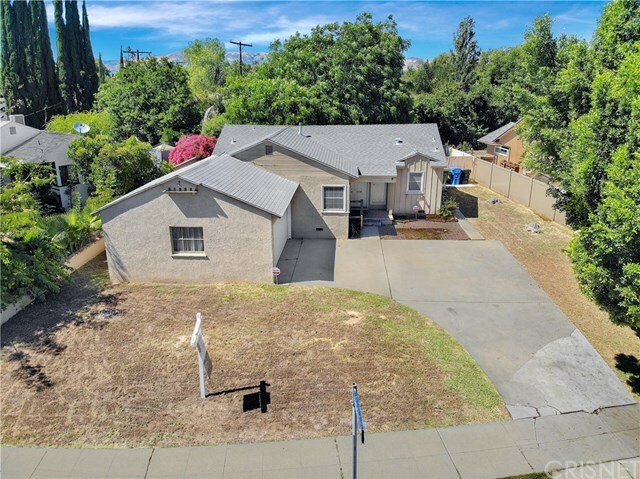 Property Photo:  20363 Hartland Street  CA 91306 