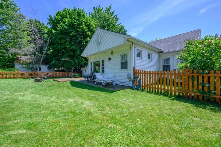 Property Photo:  8 Brewer Parkway  VT 05403 