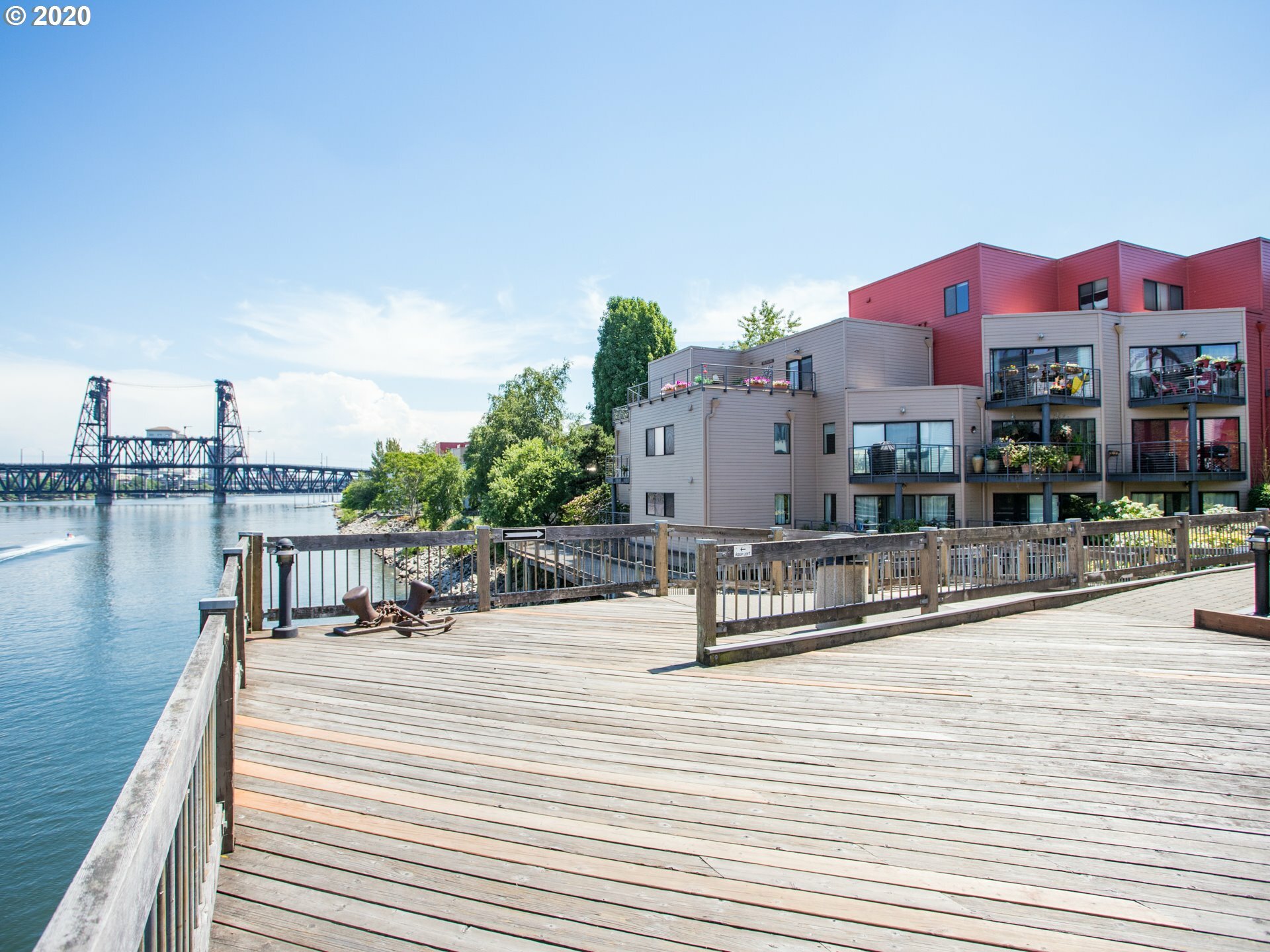 Property Photo: 730 NW Naito Pkwy E5 OR 97209