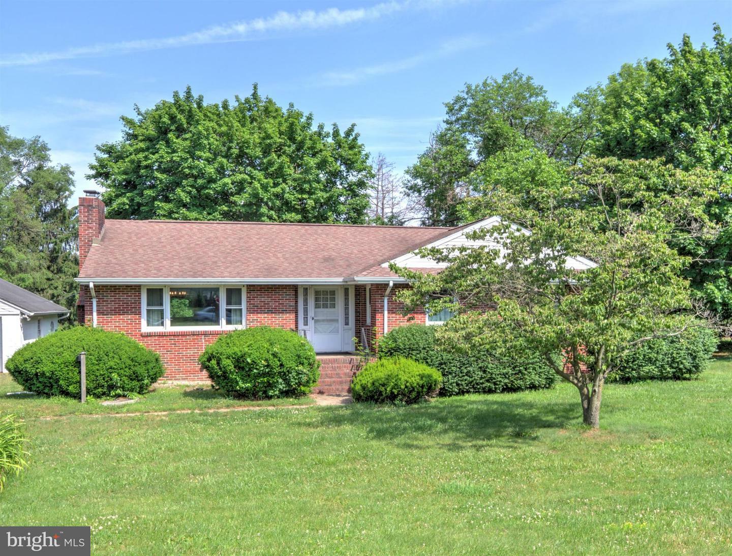 Property Photo:  288 Union Valley Half Acre Road  NJ 08831 