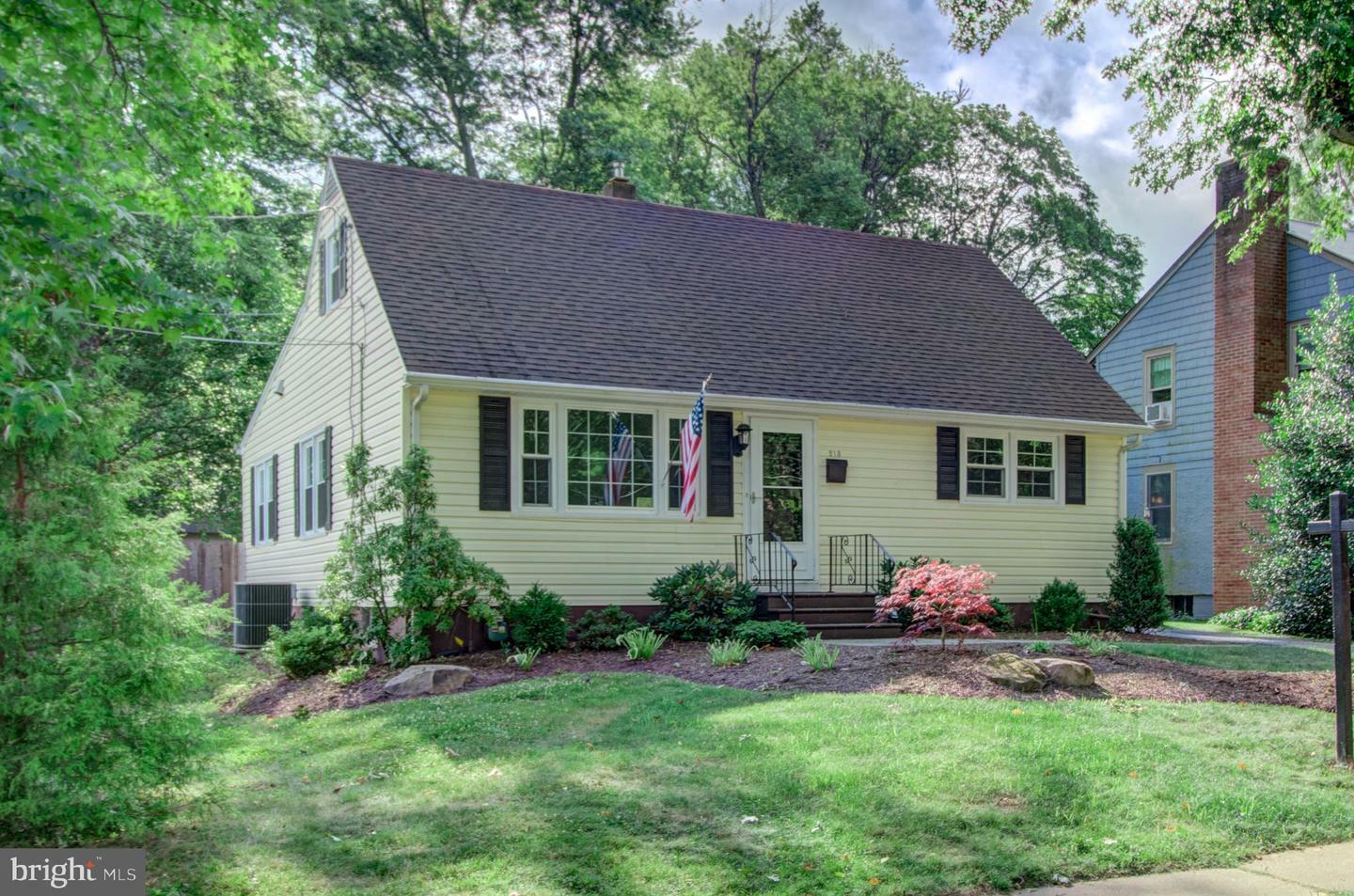 Property Photo: 213 Hale Street NJ 08534