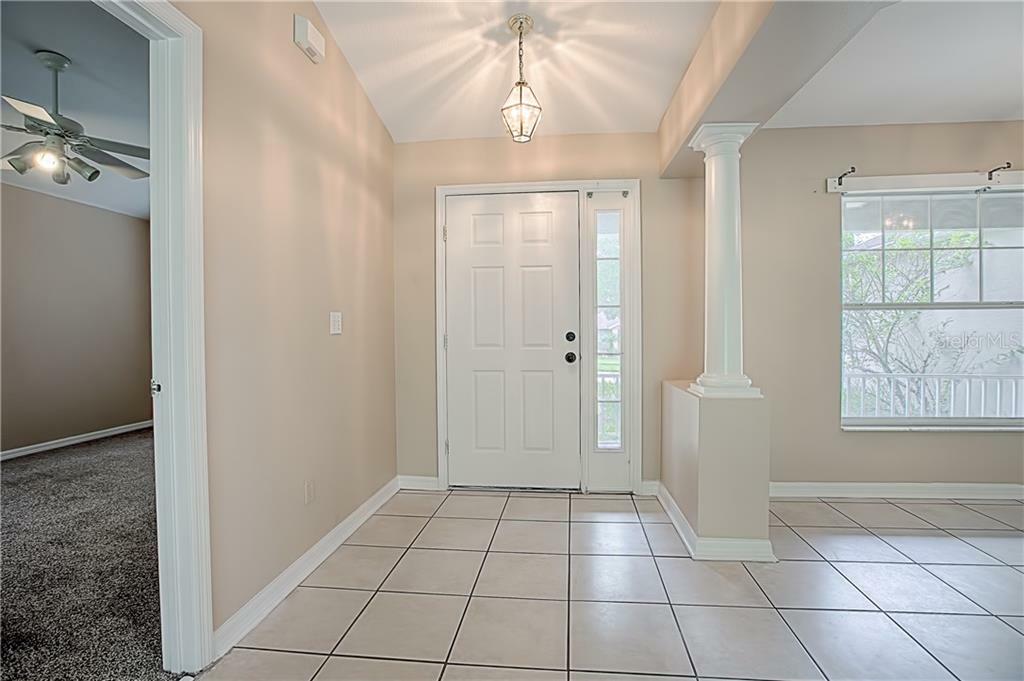 Property Photo:  824 Shore Breeze Way  FL 34715 