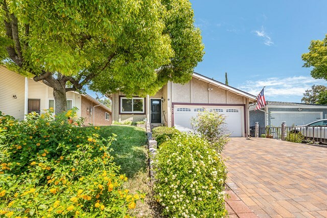 Property Photo:  472 Houston Drive  CA 91360 