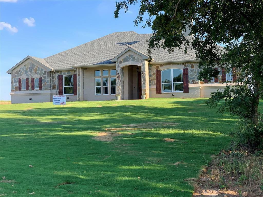 Property Photo:  320 Arborview Drive  TX 76088 