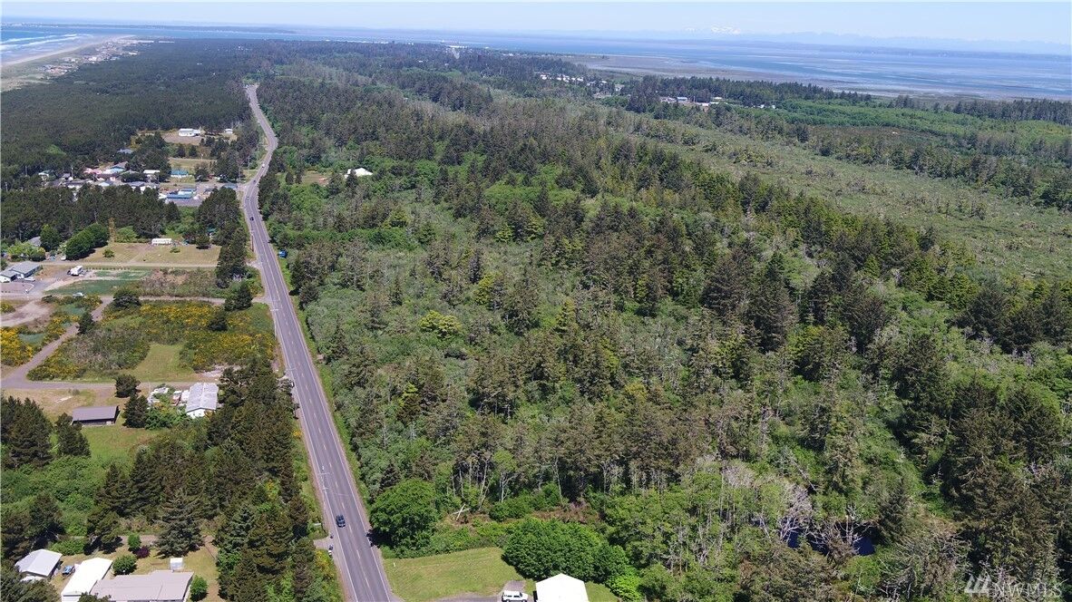 Property Photo: 5 S St Rt 105 WA 98595