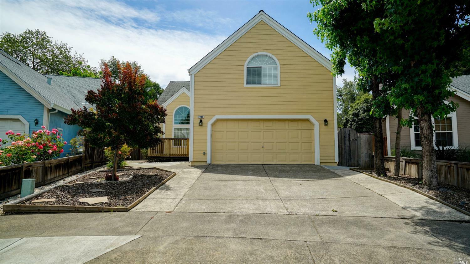 Property Photo:  2234 Ironbark Drive  CA 95403 