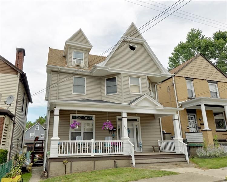 Property Photo:  433 Parker St  PA 15147 