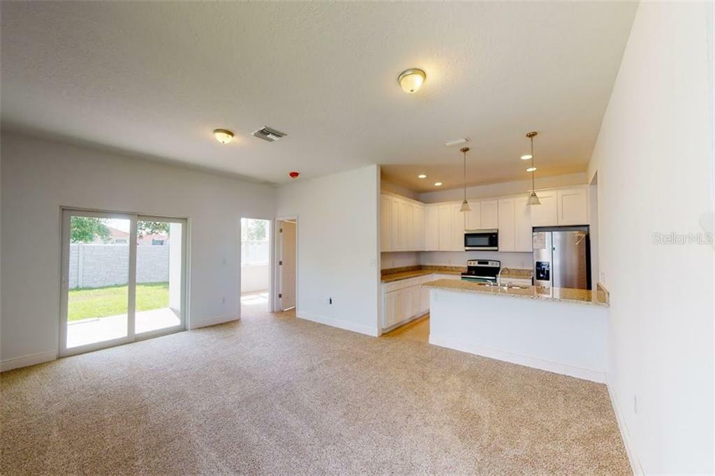 Property Photo:  934 Centaury Drive  FL 34759 