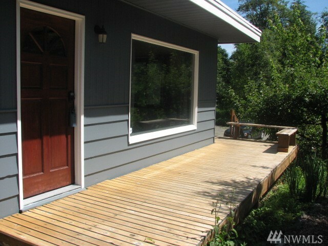 Property Photo: 5615 176th St SW WA 98037