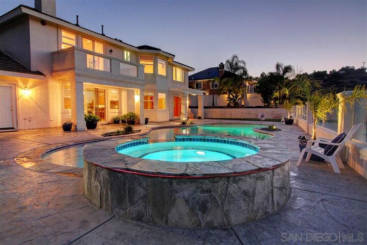 Property Photo: 2046 Colina Grande CA 92019