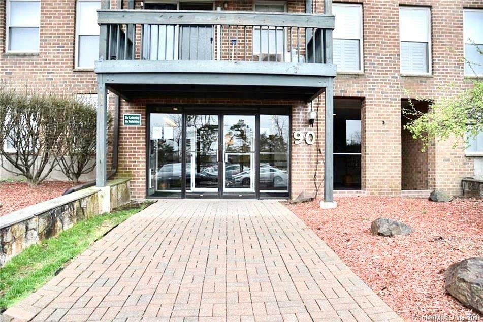 Property Photo: 90 Kane Street A4 CT 06119