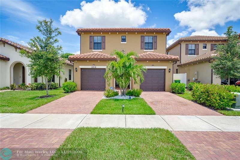 Property Photo:  5016 NW 48th Ln  FL 33319 