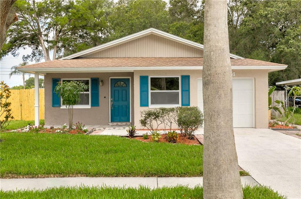 Property Photo:  224 Royal Palm Drive  FL 33771 