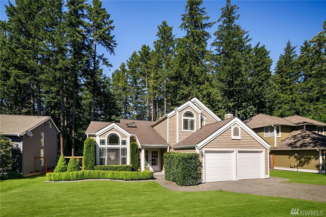 Property Photo:  24226 SE 34th Place  WA 98029 