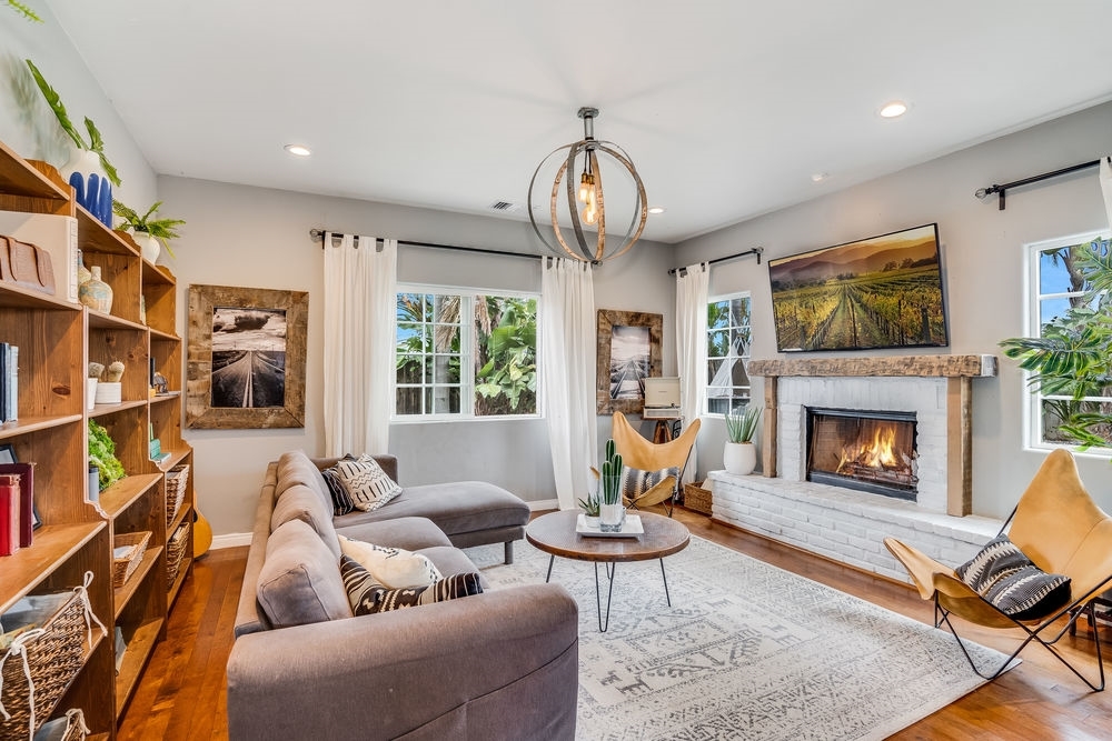 Property Photo: 4173 Datcho Dr CA 92117