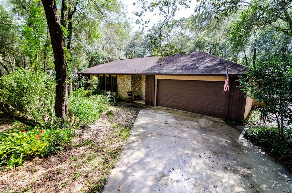 Property Photo:  526 Enderby Road  FL 32766 