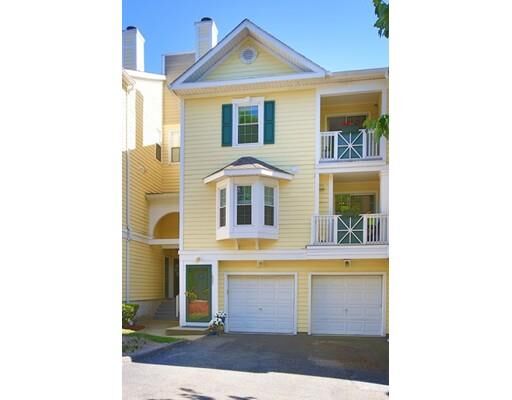 Property Photo: 1009 Gazebo Cir 1009 MA 01867