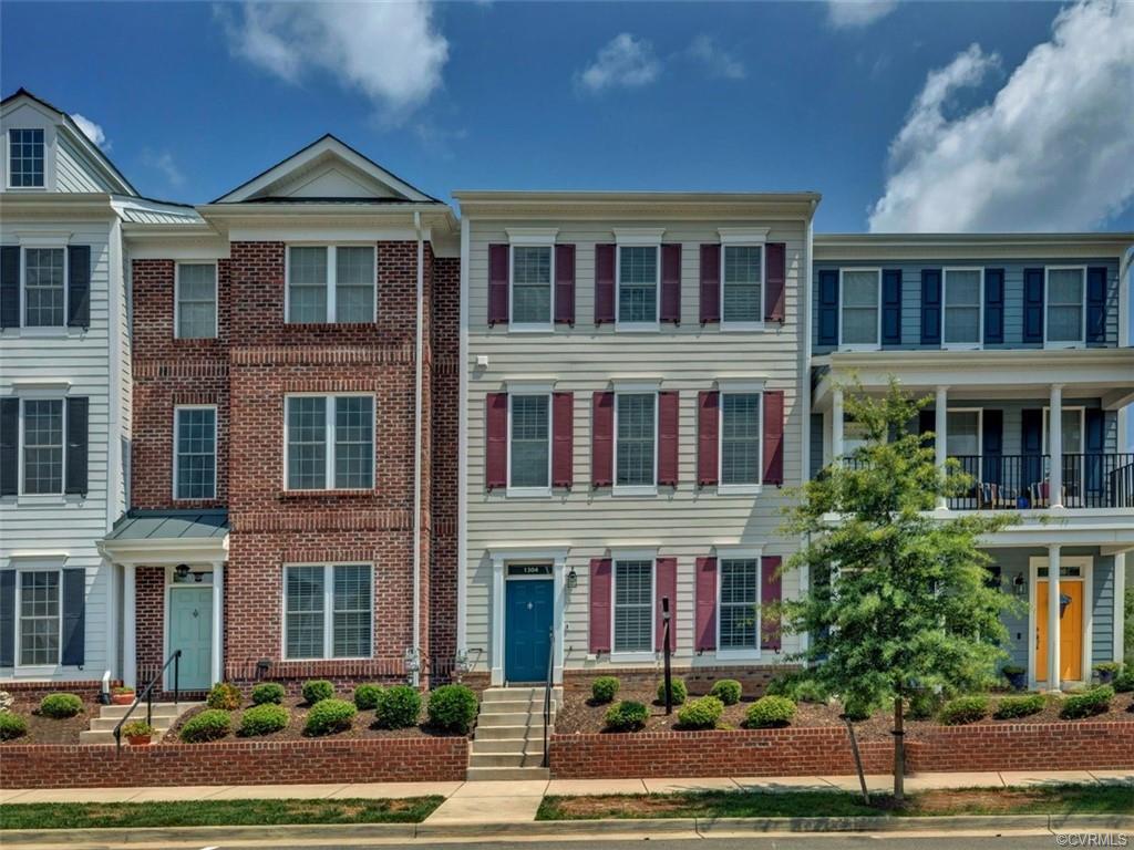 Property Photo:  1304 Winfree Creek Lane  VA 23113 