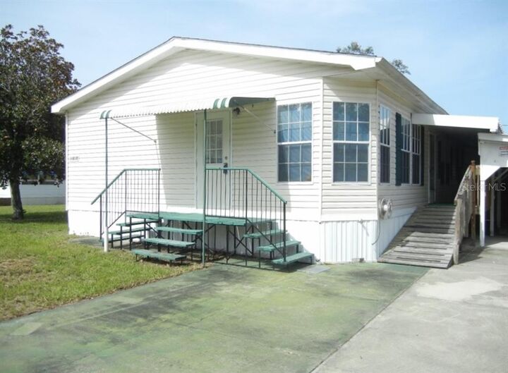 Property Photo:  34639 Banks Avenue  FL 34788 