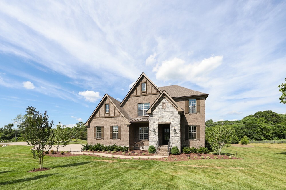 Property Photo: 5001 Weatherford Pass TN 37064