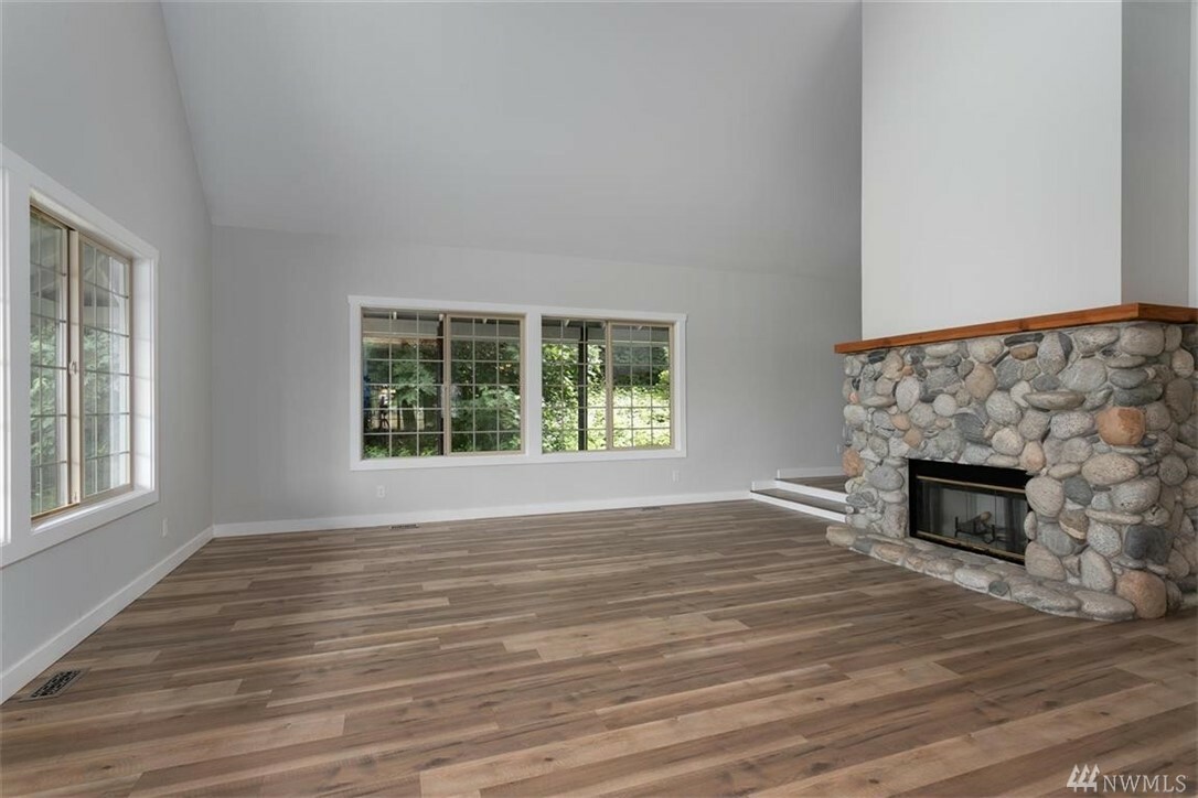 Property Photo: 3855 Reflection Lane E WA 98366