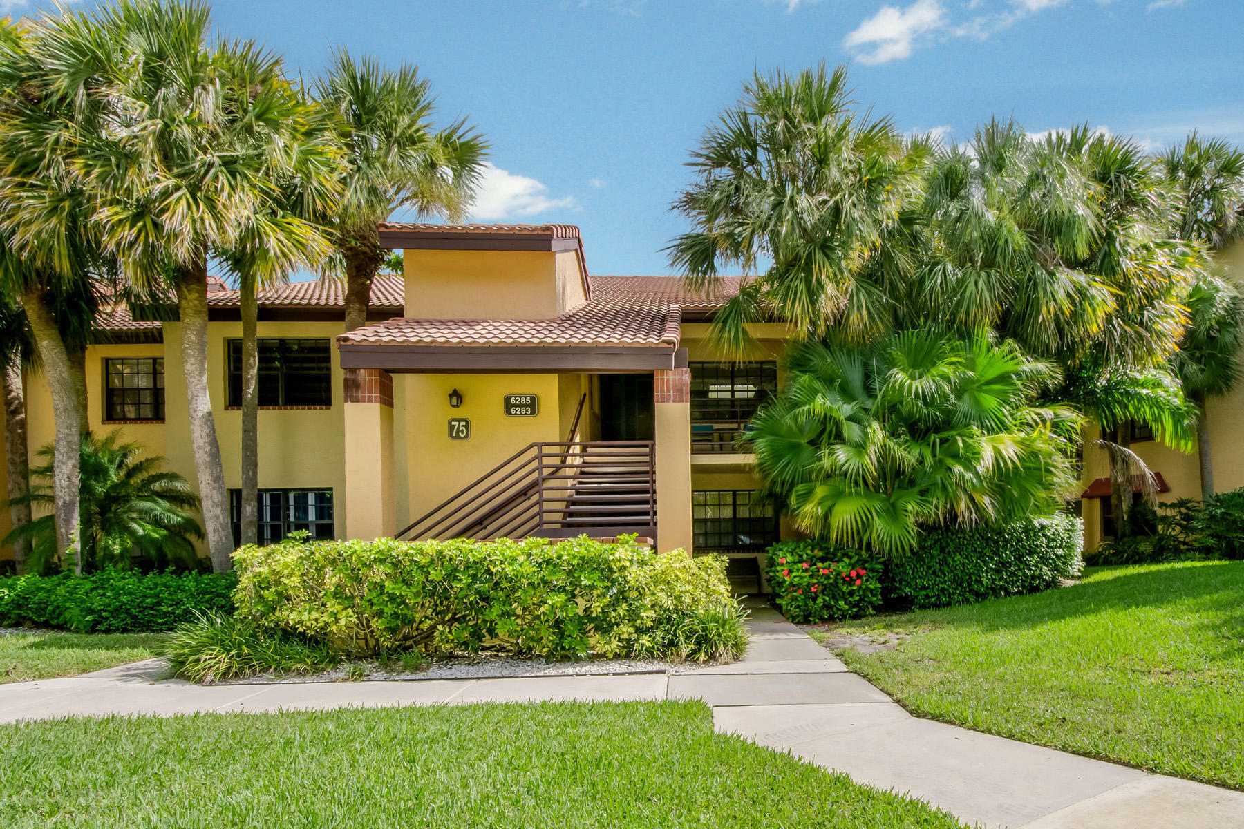Property Photo: 6283 Aspen Glen Lane FL 33437