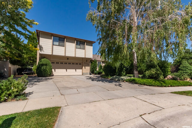 Property Photo: Address not disclosed UT 84093