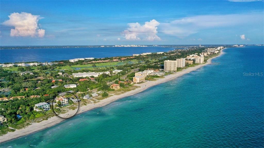Property Photo: 2837 Gulf Of Mexico Drive FL 34228