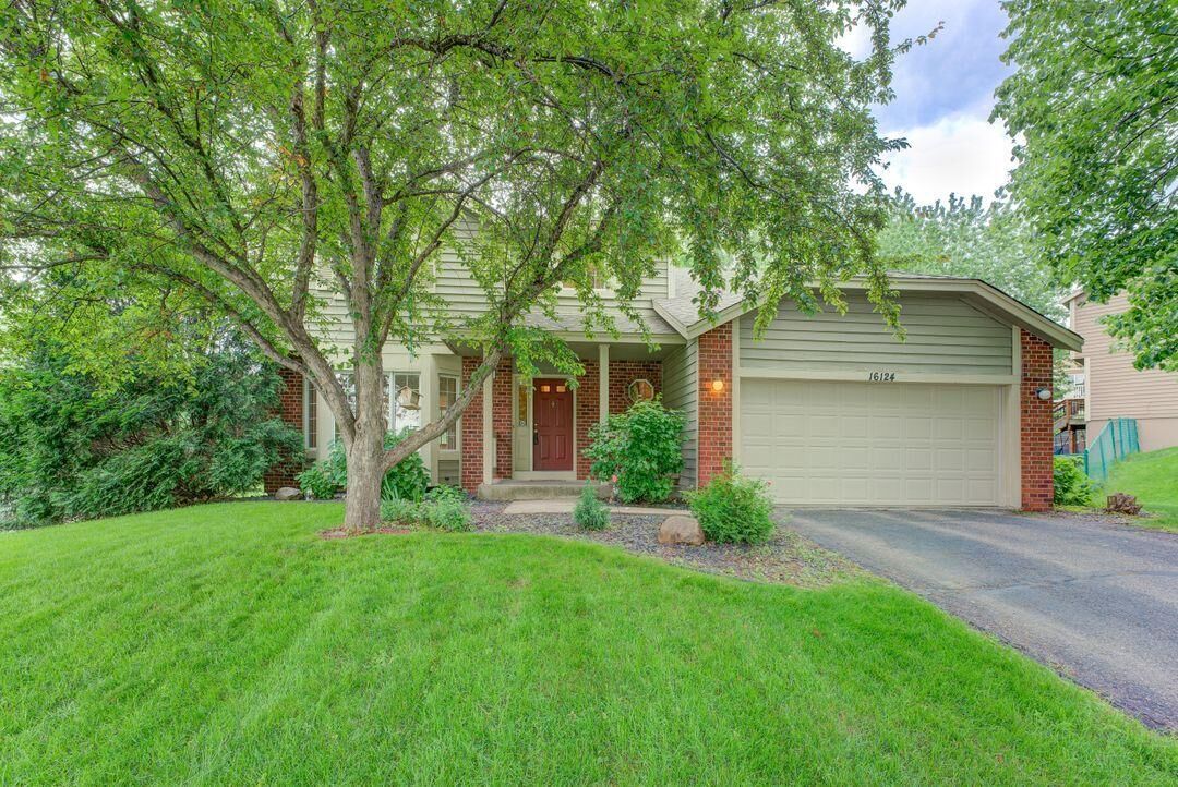 Property Photo:  16124 Hyland Avenue  MN 55044 