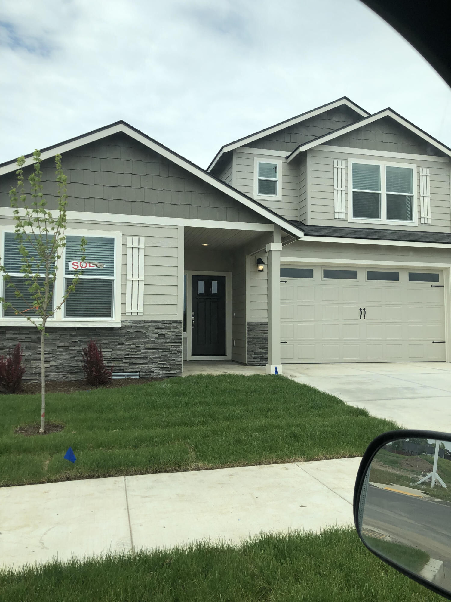 Property Photo:  2499 NW Hazelwood Avenue  OR 97756 