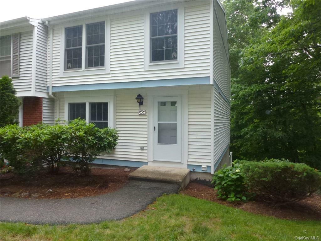 Property Photo:  2906 Kings Way  NY 10512 