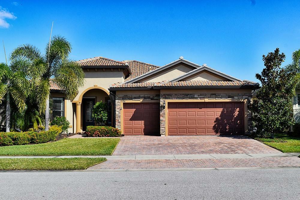 Property Photo:  11196 Whimbrel Lane  FL 34238 