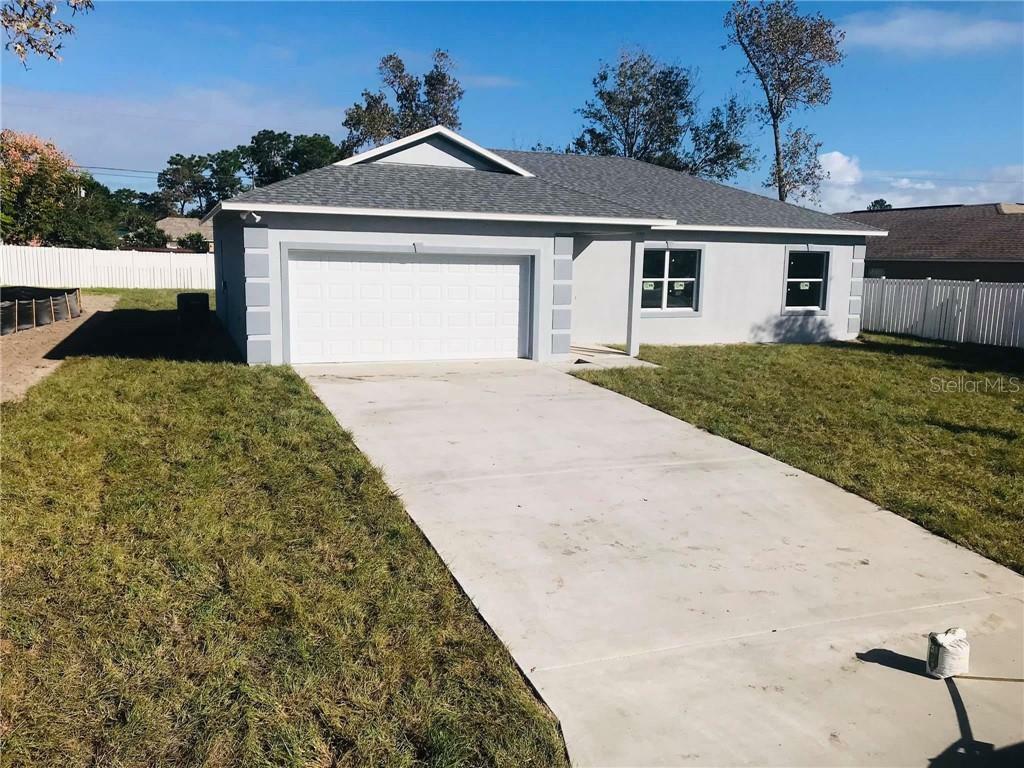 Property Photo:  3121 Blaine Circle  FL 32738 