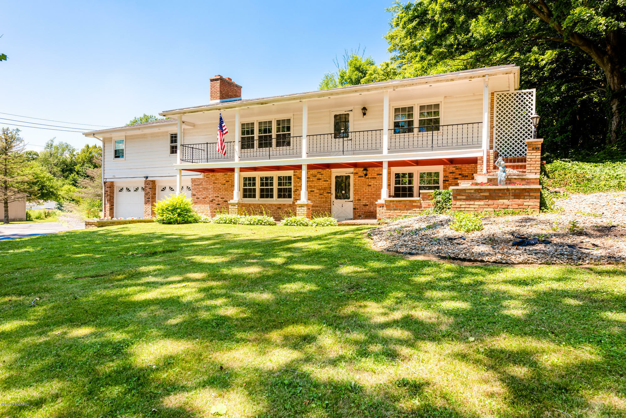 Property Photo:  4185 E Snow Road  MI 49103 