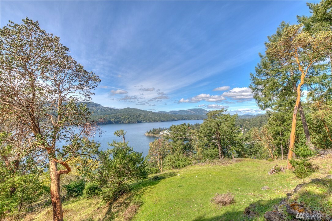 Property Photo:  58 Marina Heights Lane  WA 98245 