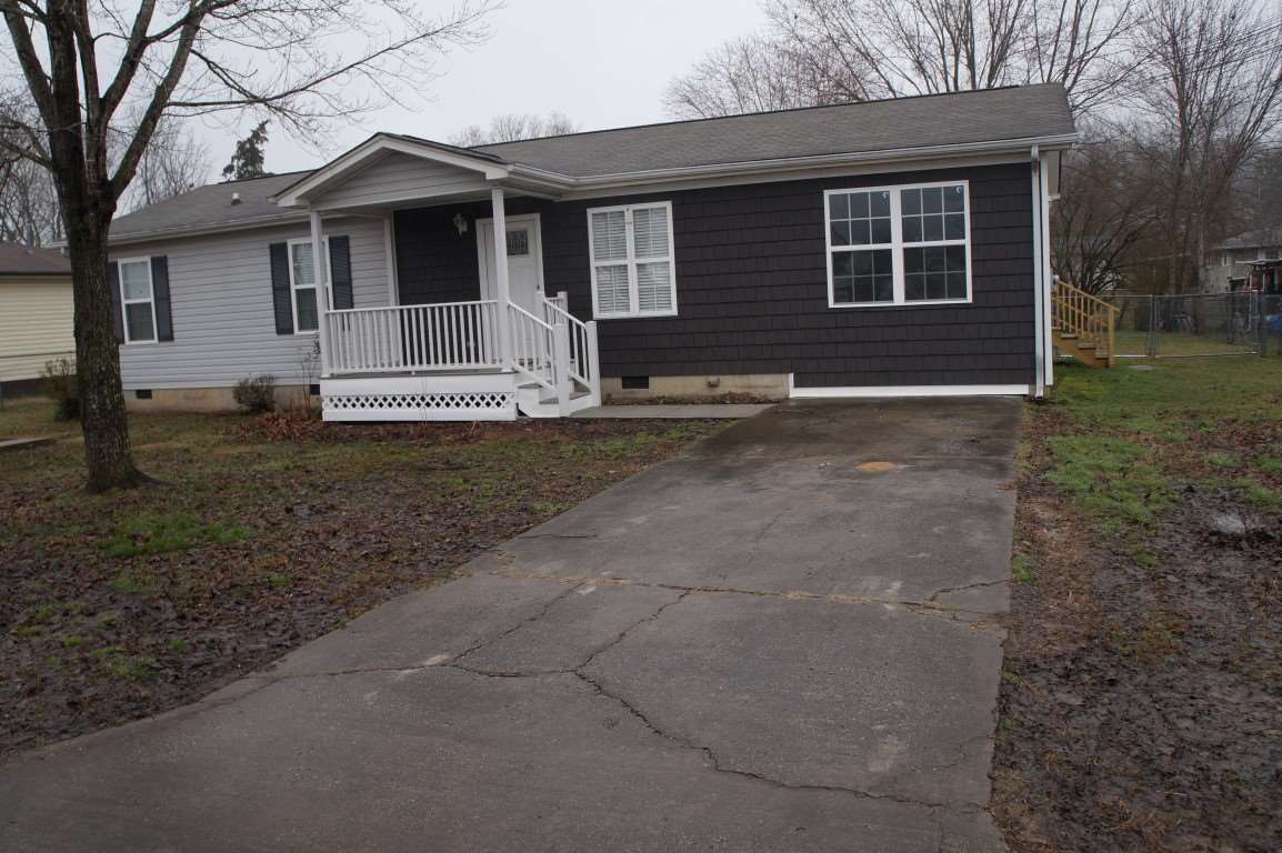 Property Photo:  345 Yoakum Street  TN 37321 